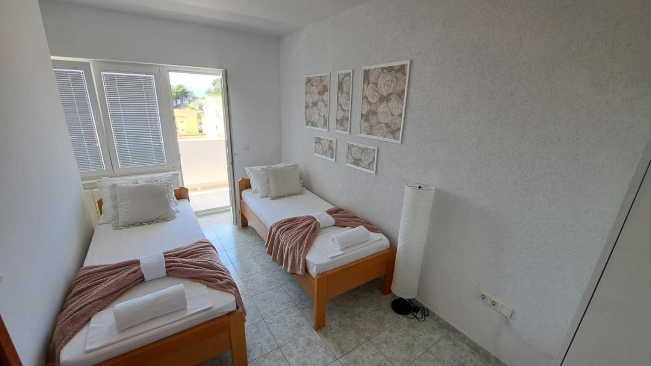 Apartments Duće Esterno foto